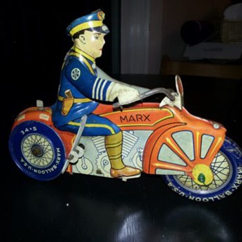 1935 Marx wind-up tin toy motorcycle - Toys