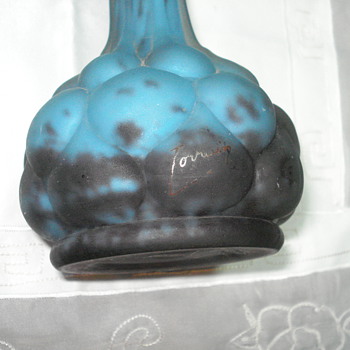 Blue and violet pate de verre vase marked Lorrain - Art Glass