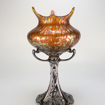 Loetz Phänomen Genre in a Silver Plated Mount - Art Glass