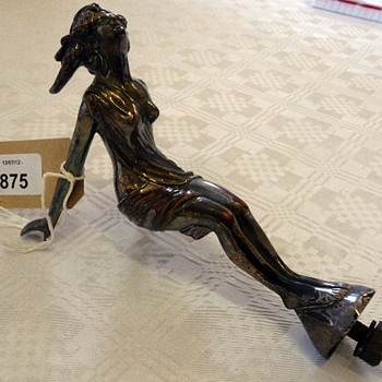 Speed Nymph : Art Deco Mascot Masterpiece