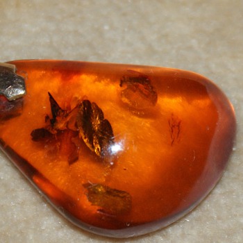 Old Amber Pendant - Fine Jewelry