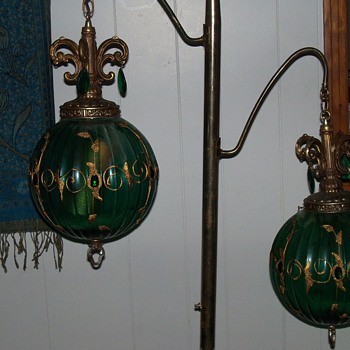 Brass Post with Emerald Glass Ball Lamps