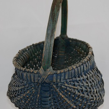 Small Blue Painted Basket Primitive Melon or Buttocks Basket