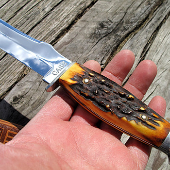 RARE 1940's Vintage Case XX 523 Stag Hunting Knife. Dead on Mint. Unused.