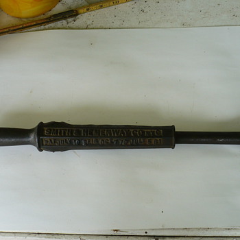 Antique Nail Puller - Tools and Hardware