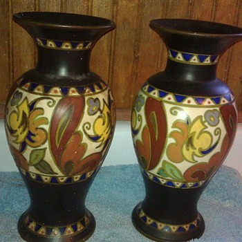  gouda vases - Art Pottery