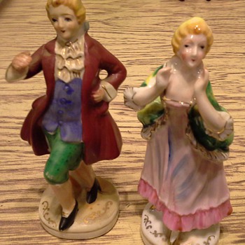 Occupied Japan French Couple - Figurines