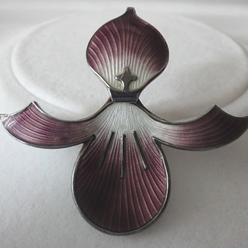 Art Deco Norwegian enameled Silver flower brooch - Fine Jewelry