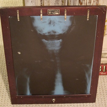 X-Ray machine 1945 - Electronics