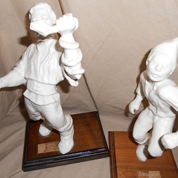 Moses Bene Statues