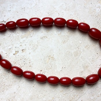 Cherry red bakelite necklace - Costume Jewelry