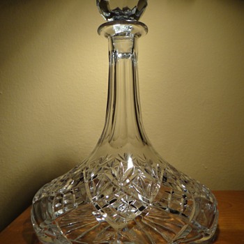 ROYAL DOULTON -ENGLAND  - CRYSTAL DECANTER - China and Dinnerware
