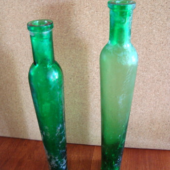 Narrow green bottles - Bottles