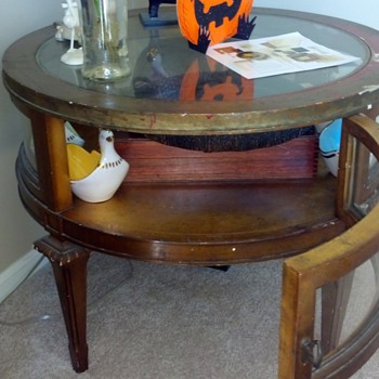 weiman heirloom quality gold leaf drum table - Furniture