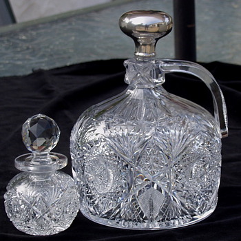 MONARCH PATTERN PIECES DONE BY J. HOARE - Glassware