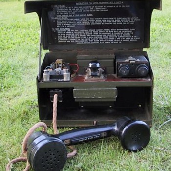 WW2 Military Field Telephone Set with a Morse Code Key - Telephones