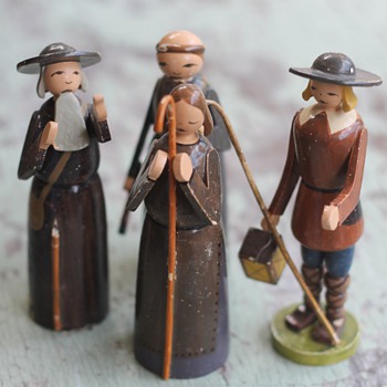 1930's Wendt & Kuhn Nativity Pieces - Christmas
