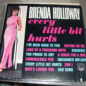BRENDA HOLLOWAY  EVERY LITTLE BIT HURTS ON MOTOWN RECORDS