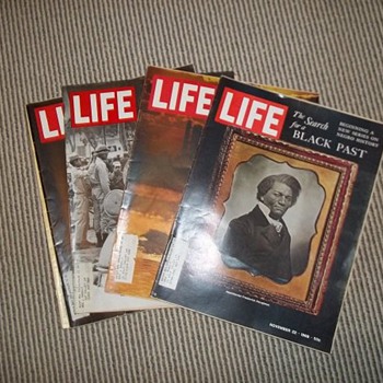 LIFE magazines - Paper