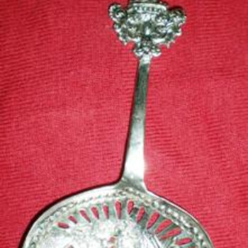 My "new" antique Tea strain spoon, silver, commemorating what? 