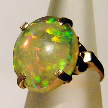 Vintage Deco Crystal Jelly Opal 10k Rose Gold Ring 21mm x 16mm - Fine Jewelry