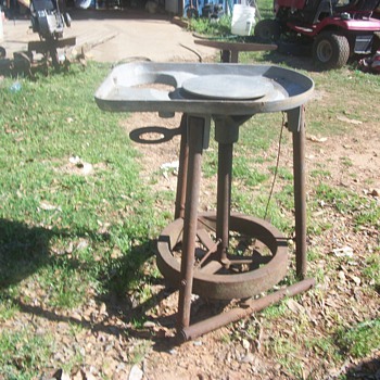 amaco clay company potters wheel from late1940s early 50s