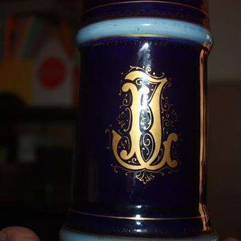 MYSTERY STEINS?