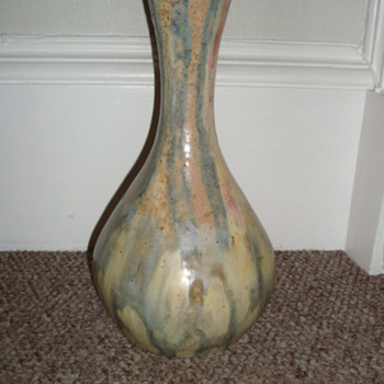 Impressive studio pottery vase - Art Pottery