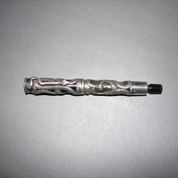 Vintage Snake pen