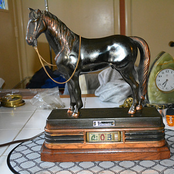 Abbotsware Horse Clock 1955-65 - Clocks