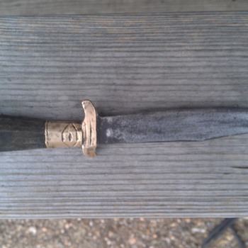Antique Fixed Blade Knife 
