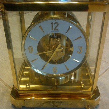 ATMOS CLOCKS GIVEN AS 30 YEAR SERVICE AWARDS FOR TEXACO EMPLOYEES - Clocks