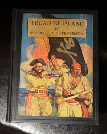 Best version of treasure island book