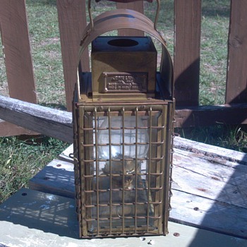 1943 British junk ship lantern 