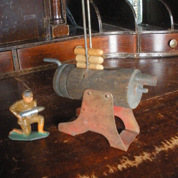 Baldwin Coast Defence Gun, wood and pressed steel. 30s?