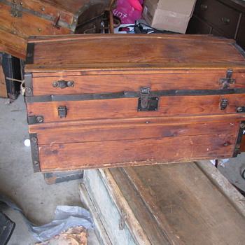 Two what I believe to be Barrell Stave Trunks - Furniture