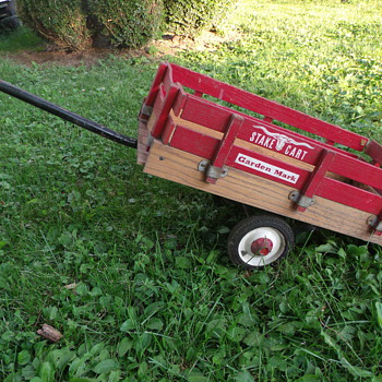 MTD Garden Mark Stake Cart 