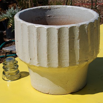 Biltmore Pot - Architectural Pottery by Bauer