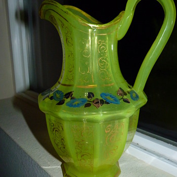 Fantastic Annagelb or plain old uranglas pitcher  - Art Glass
