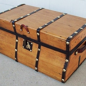 Stagecoach or Gold Rush Trunk - Furniture