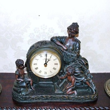 Bog oak clock and candlesticks - Clocks