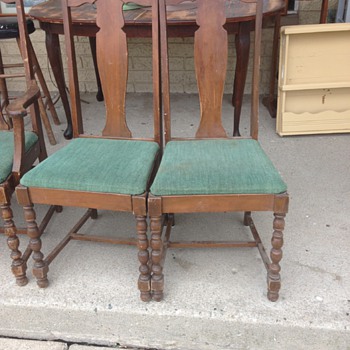 Can anyone tell me anything about these chairs?
