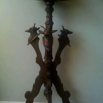 Three legged plant stand - Furniture