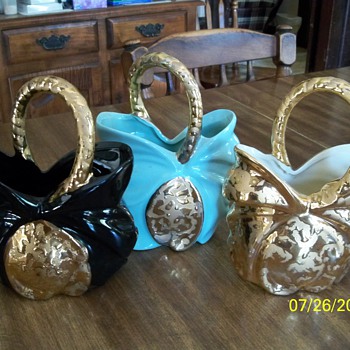 Cameron Pottery From Cameron W. Va. - Art Pottery