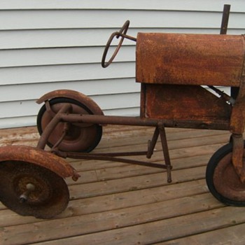 1954 Thistle Major Tractor - Model Cars