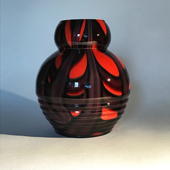 Kralik Ribbed Vase with Webbed Décor - Art Glass