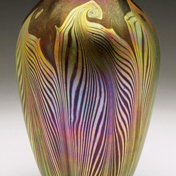 QUEZAL ART GLASS VASE, circa 1901 - Art Glass