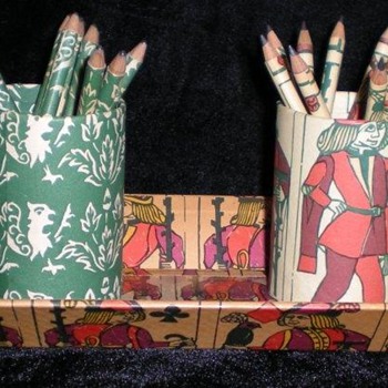 Card Trays Vintage or not? Help - Cards