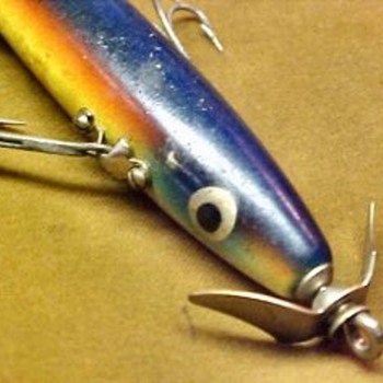 unidentified vintage lure from my collection???