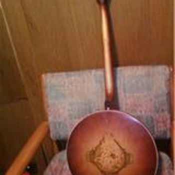 Can anyone help me with information on this model? make,year, ect??